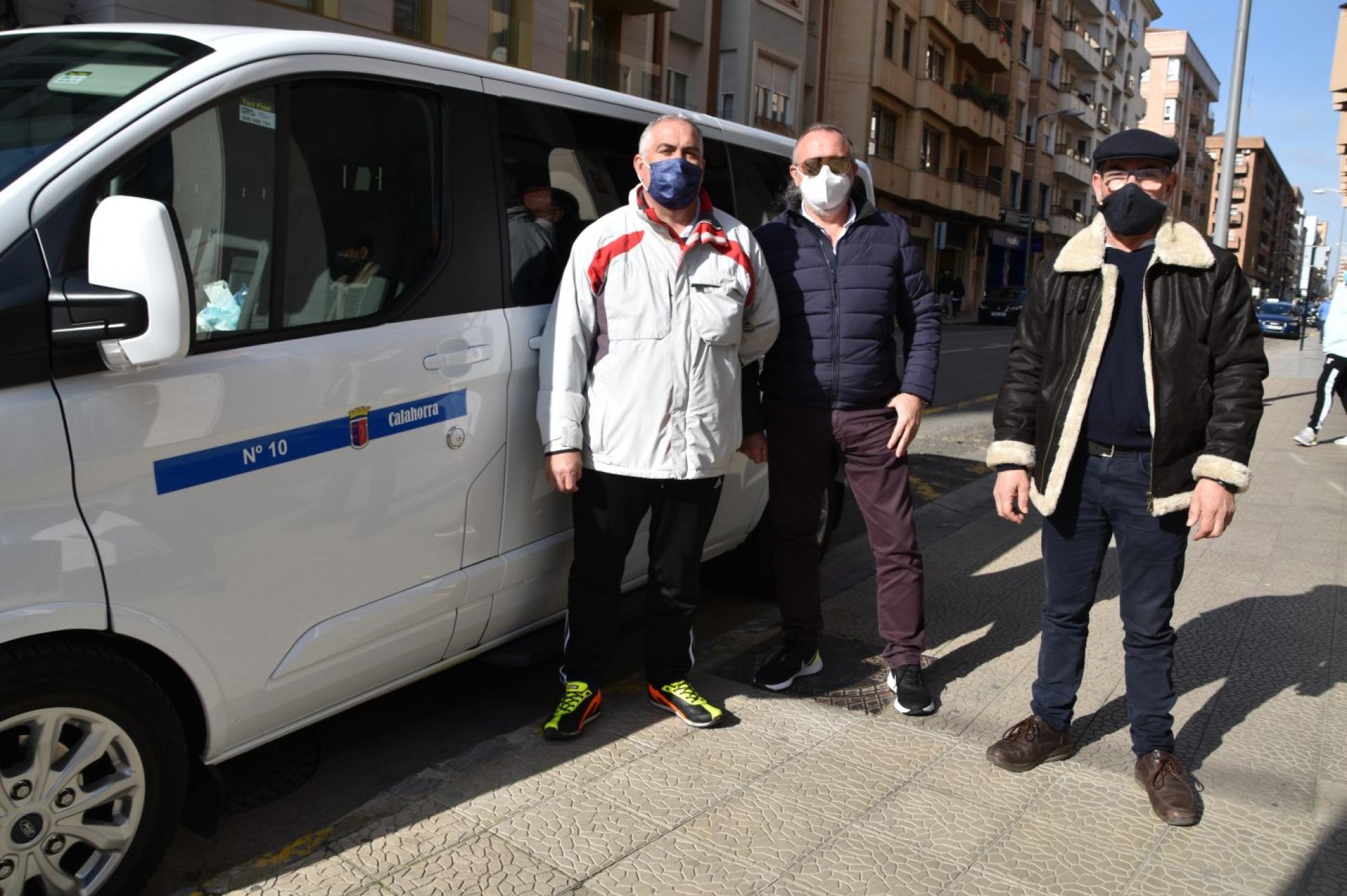 Jesús, Julián y Fidel, tres taxistas de Calahorra. 