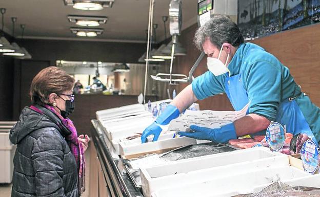 Imagen de la pescadería Manolo de la localidad calceatense. 