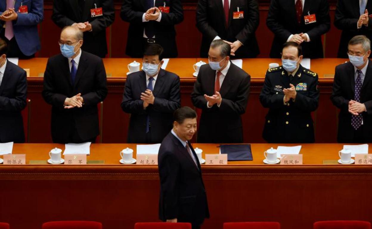 El presidente chino, Xi Jinping abre la sesión plenaria. 