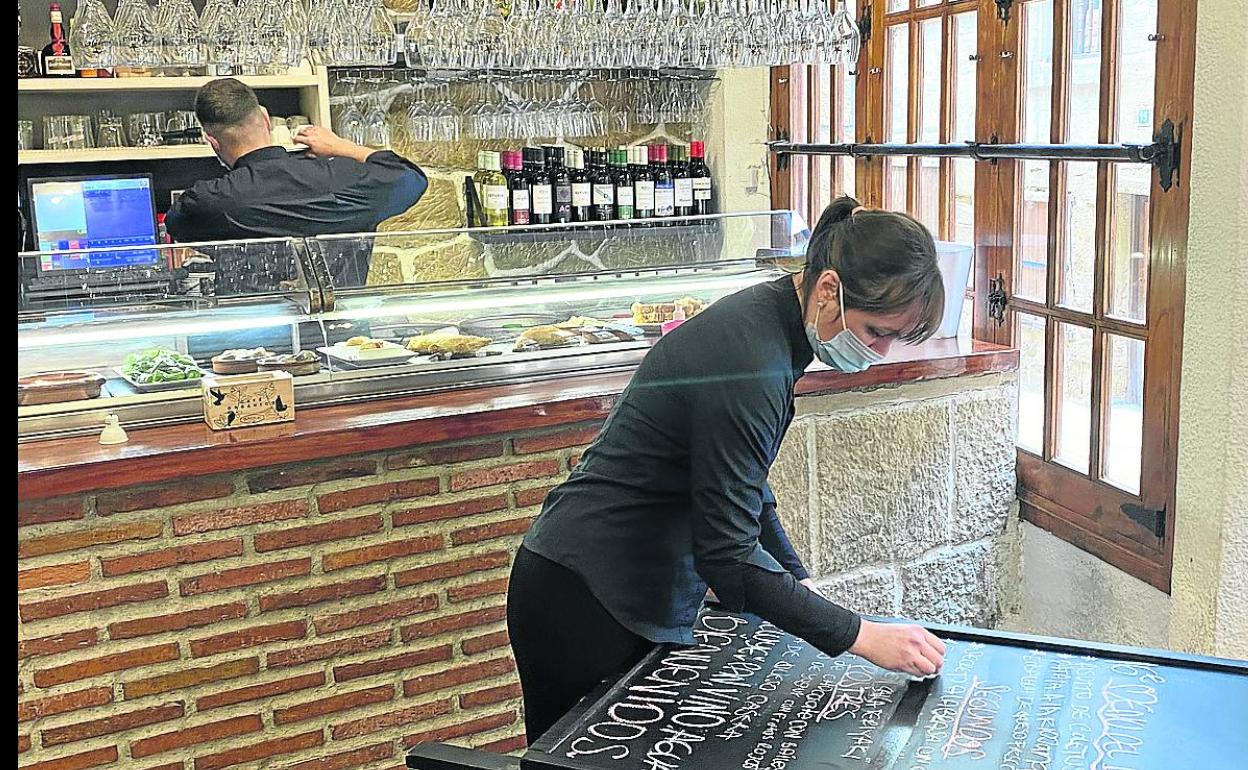 Los hosteleros de Haro se resignan a no recibir visitas foráneas en la Pascua
