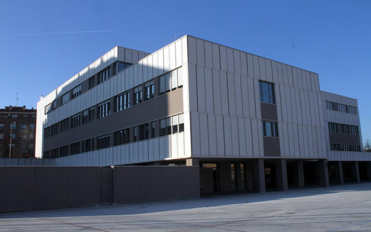 Colegio Paula Montal, en Logroño. 