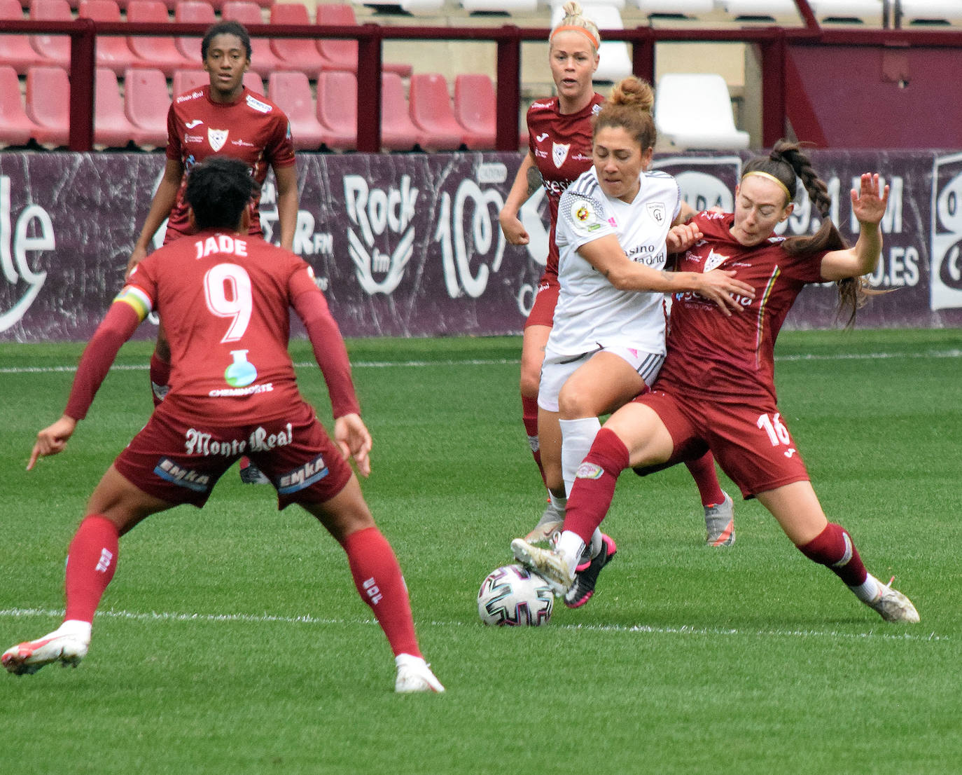 Fotos: Las imágenes del empate entre el EDF Logroño y el Madrid CFF