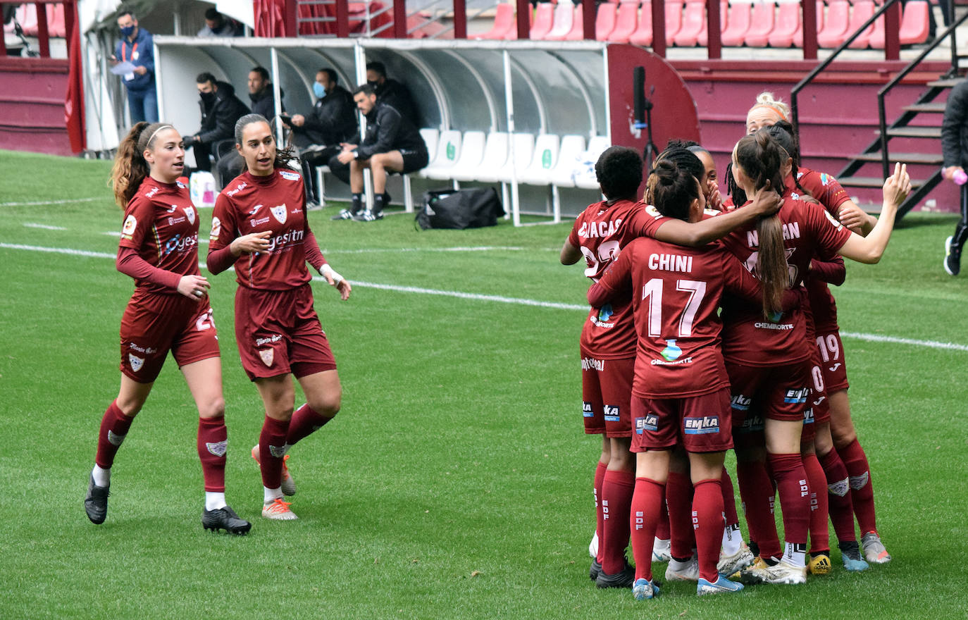 Fotos: Las imágenes del empate entre el EDF Logroño y el Madrid CFF