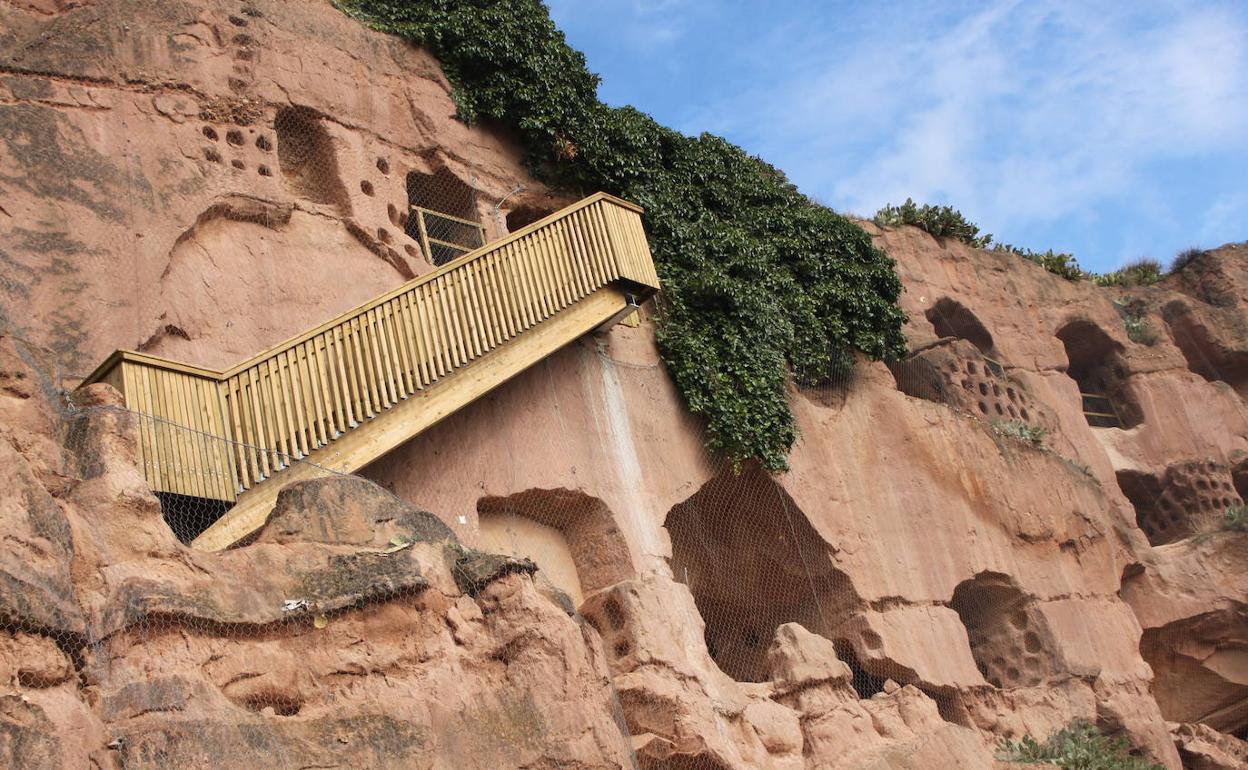 Las cuevas de los Cien Pilares se muestran al completo