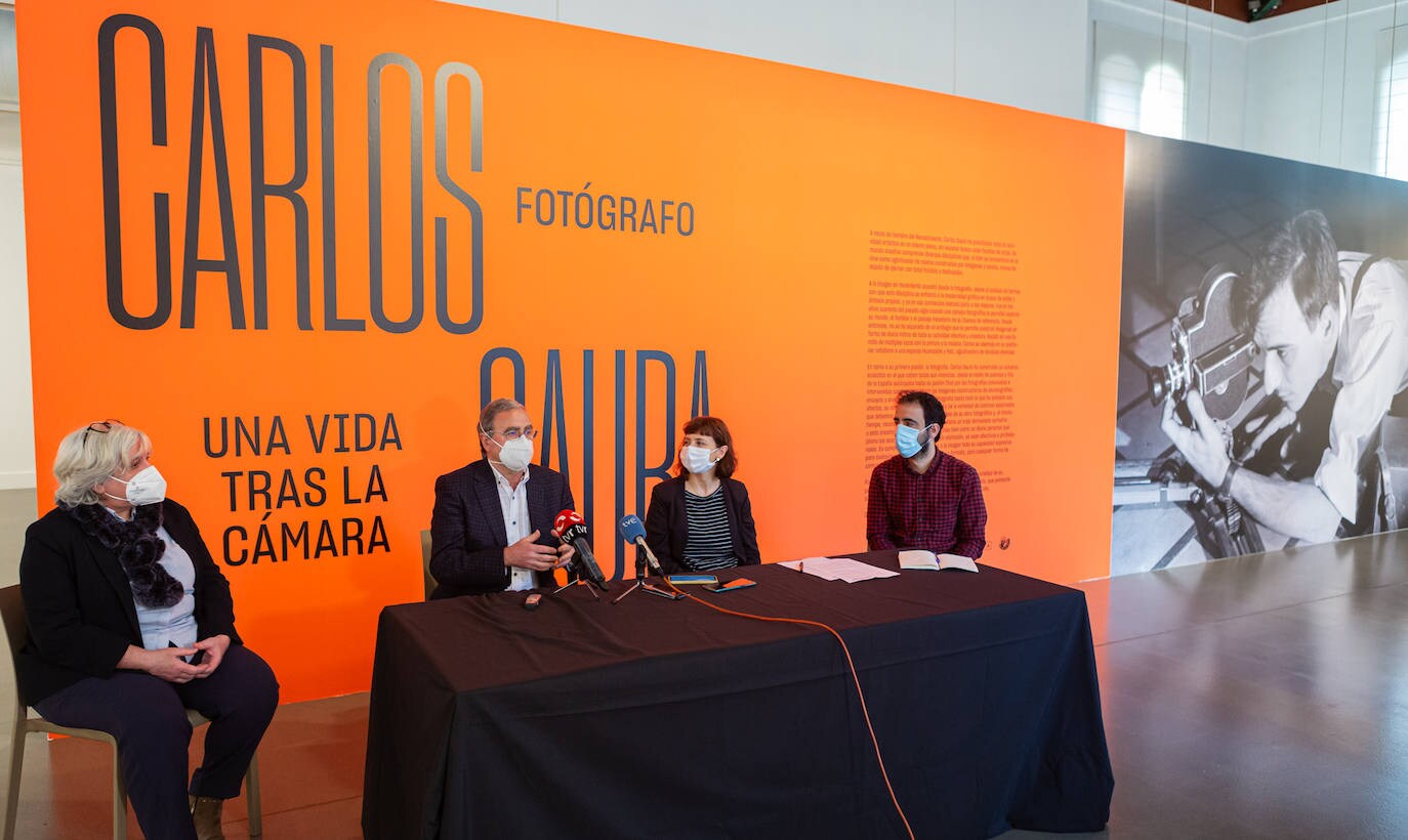 Fotos: La sala Amós Salvador acoge una retrospectiva sobre la faceta de Carlos Saura como fotógrafo