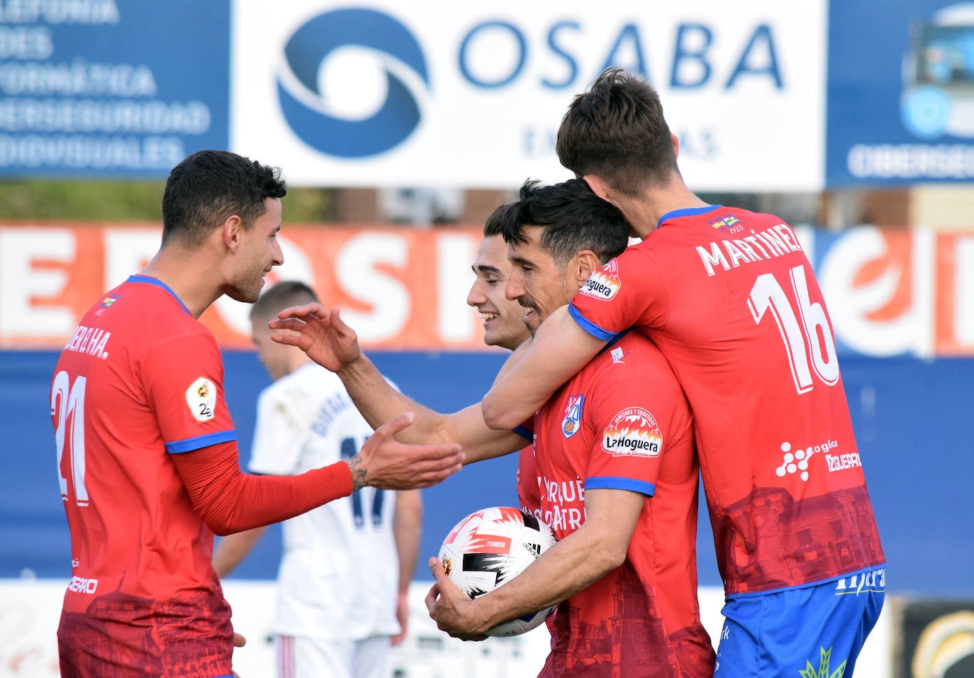 Fotos: La goleada del Calahorra sobre el Osasuna B, en imágenes