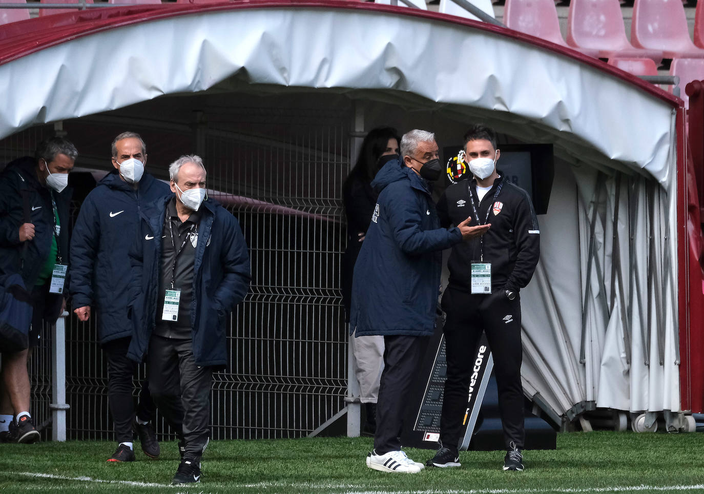 Fotos: Las imágenes de la derrota de la UD Logroñés frente al Málaga