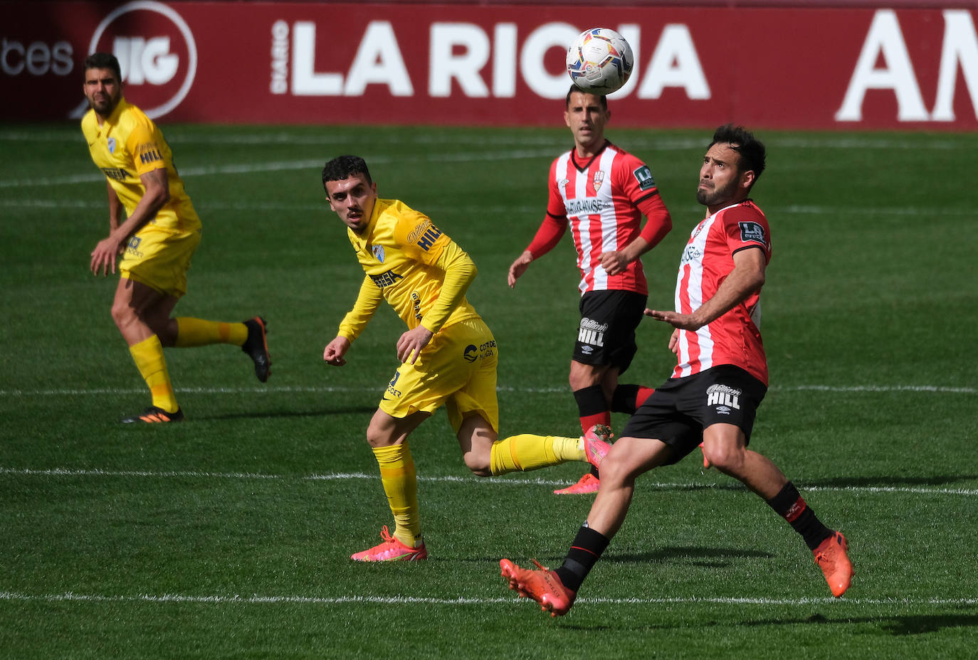 Fotos: Las imágenes de la derrota de la UD Logroñés frente al Málaga