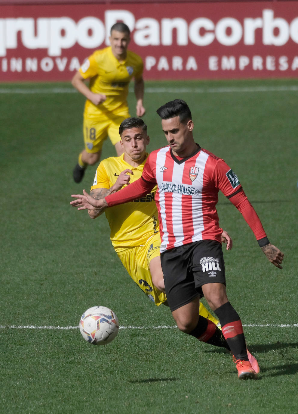 Fotos: Las imágenes de la derrota de la UD Logroñés frente al Málaga