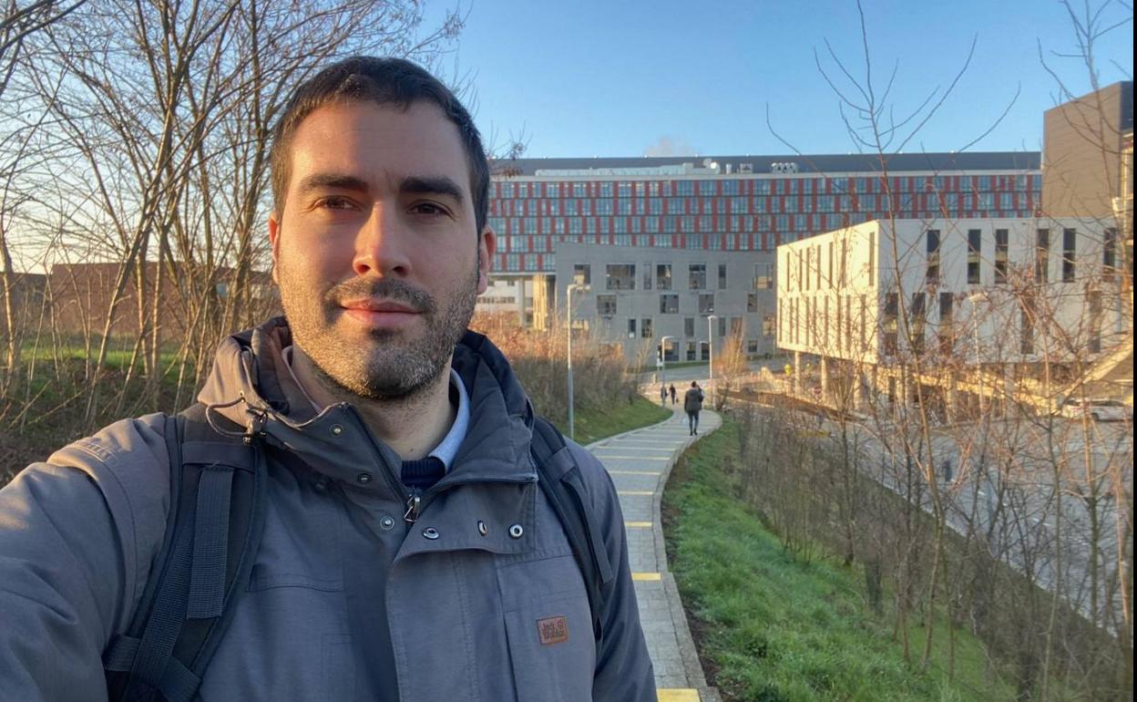 Javier Aguilera Lizarraga, investigador riojano y doctor en Ciencias Biomédicas. 