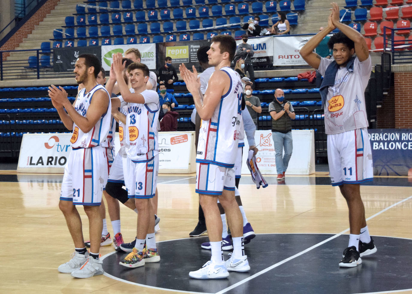 Fotos: El Clavijo logra un gran triunfo frente al Marbella