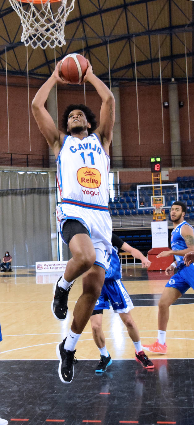 Fotos: El Clavijo logra un gran triunfo frente al Marbella