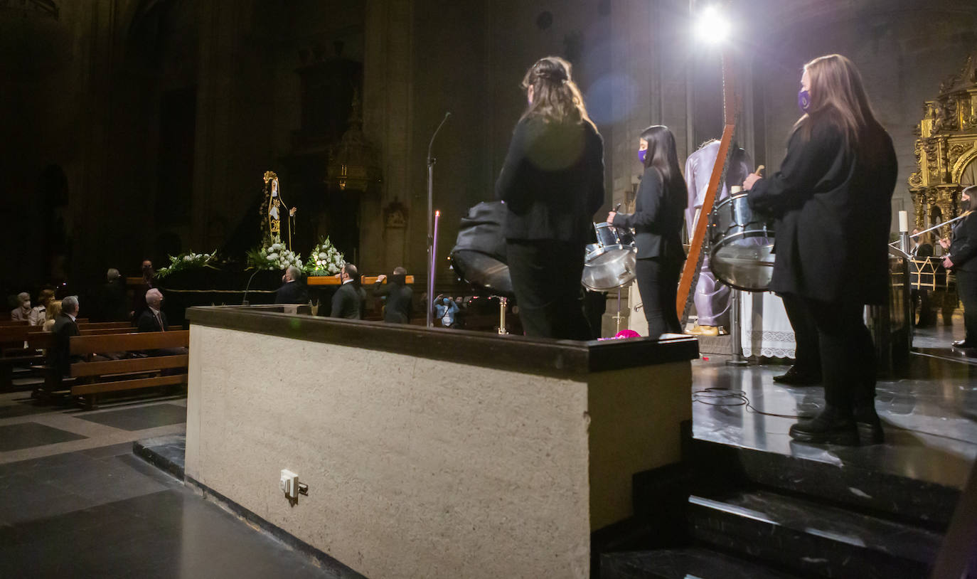 La popular y multitudinaria procesión del Encuentro fue sustituida por un acto en la iglesia de Santiago El Real por la cofradía de El Nazareno, en el que participó la banda procesional.