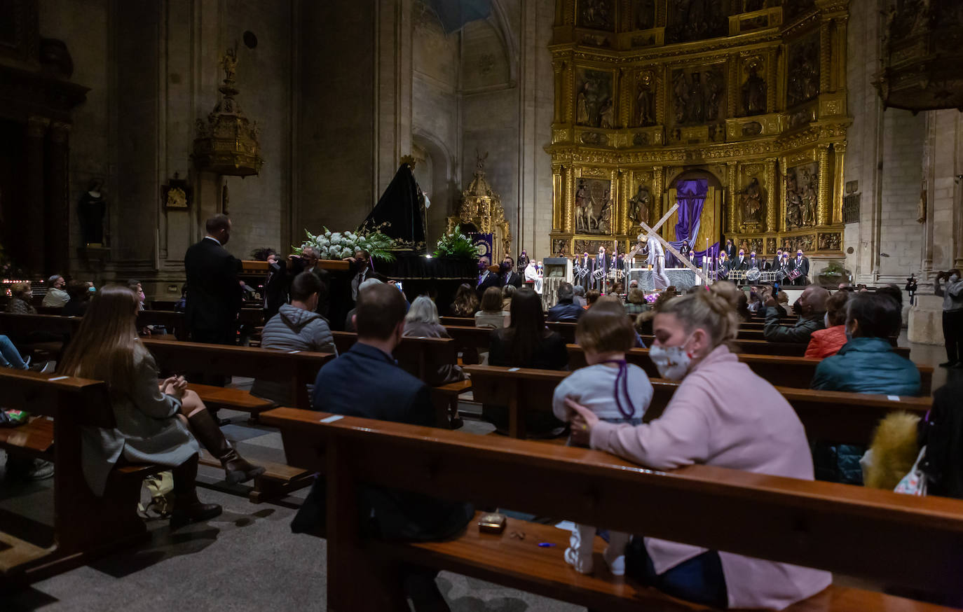 La popular y multitudinaria procesión del Encuentro fue sustituida por un acto en la iglesia de Santiago El Real por la cofradía de El Nazareno, en el que participó la banda procesional.