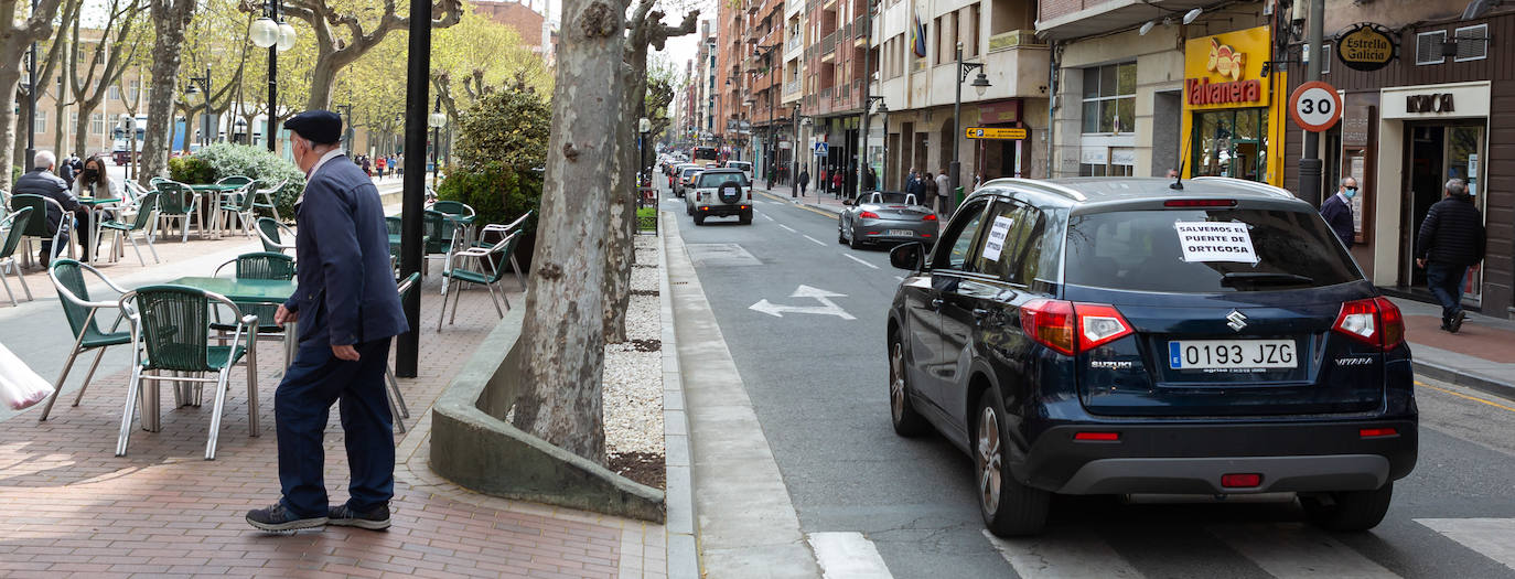 Fotos: Caravana por el viaducto San Martín de Ortigosa