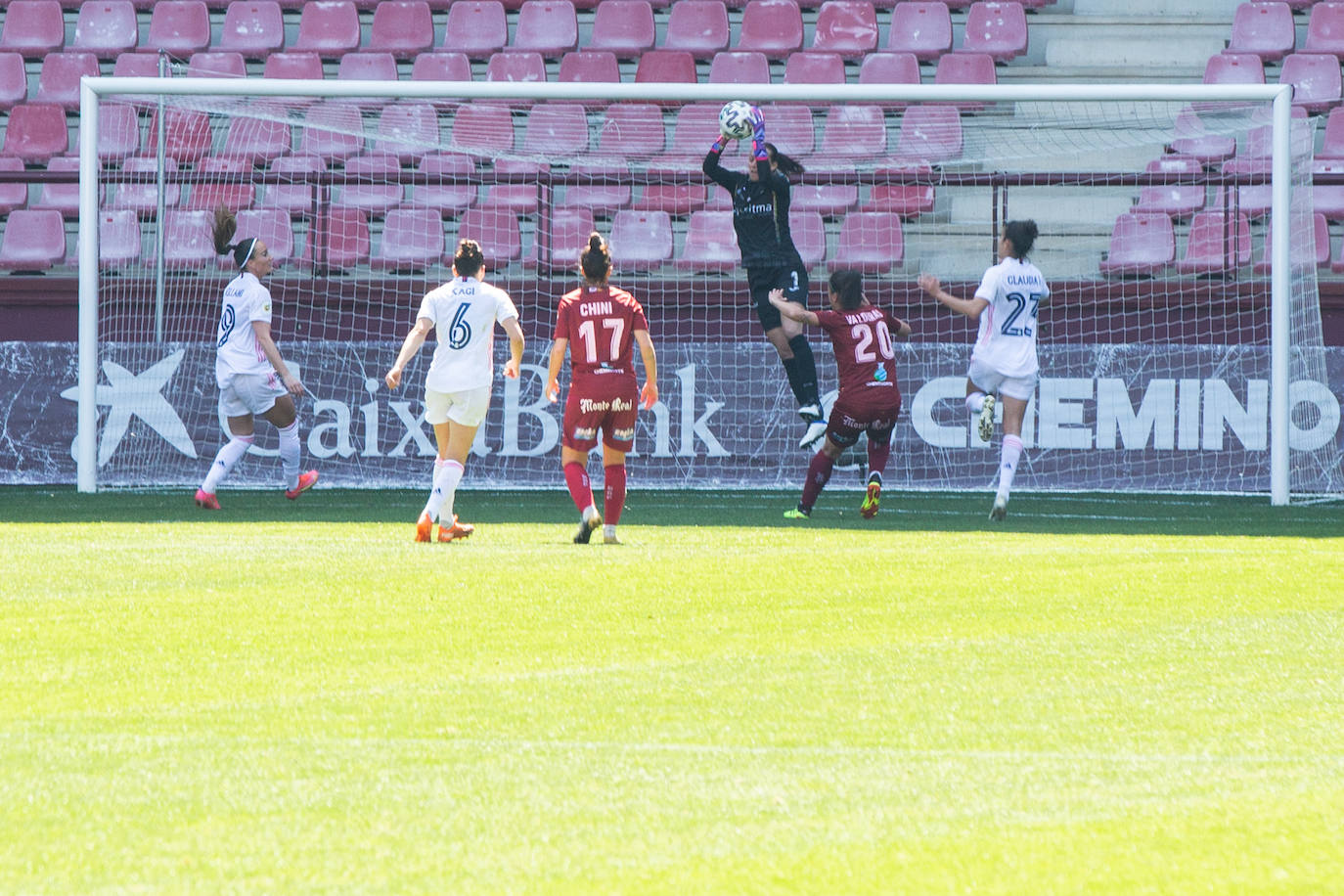 Fotos: Las imágenes del triunfo del Real Madrid en Las Gaunas ante el EDF Logroño