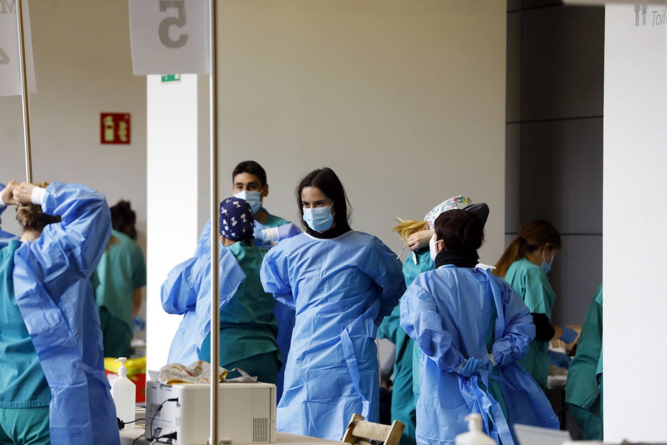 Unos 1.500 logroñeses han sido citados este martes en el Palacio de Congresos de la capital riojana