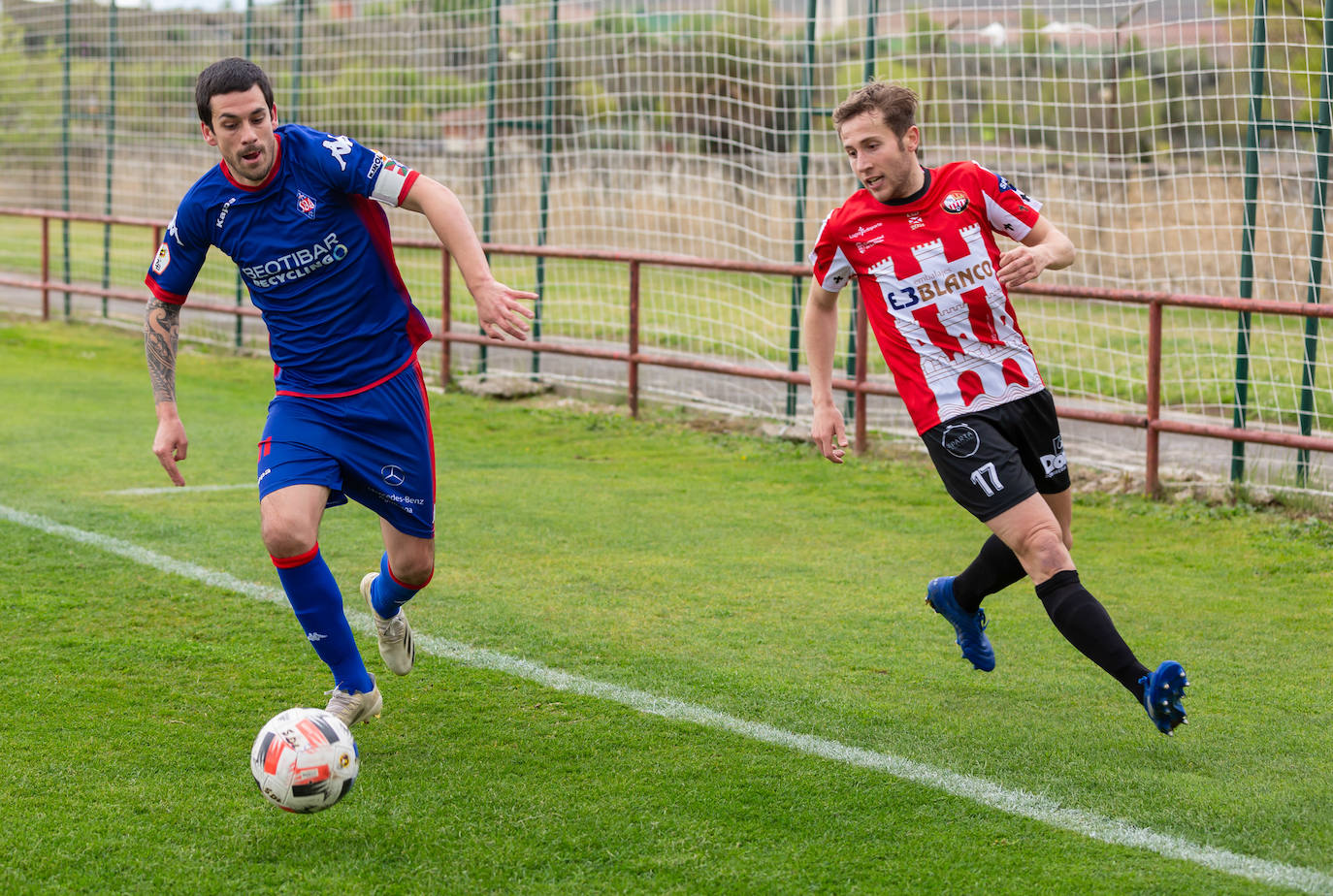 Fotos: Las imágenes del empate entre la SD Logroñés y el Amorebieta