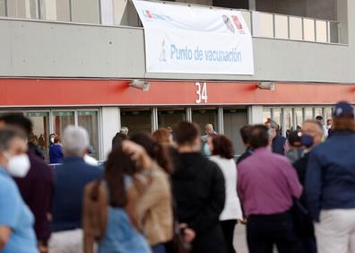 Imagen secundaria 1 - Los centros de vacunación masiva instalados en el hospital Enfermera Isabel Zendal, en el pabellón Wizink Center y en el estadio Wanda Metropolitano 