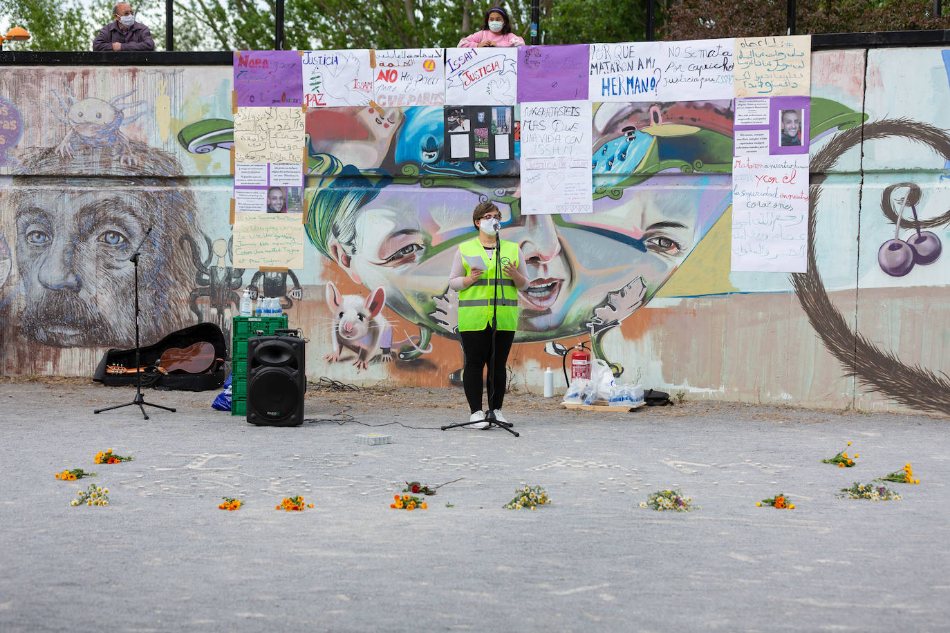 Fotos: Homenaje a Isam en el parque del Ebro