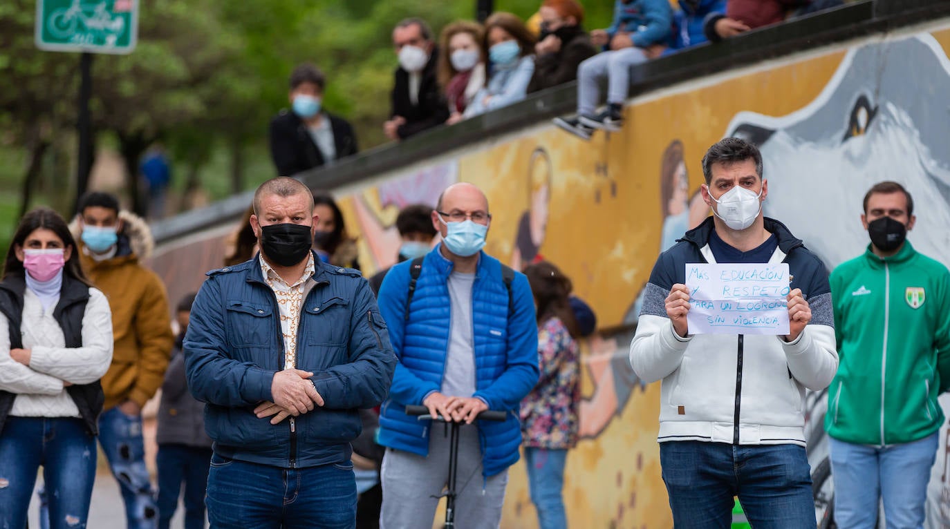 Fotos: Homenaje a Isam en el parque del Ebro