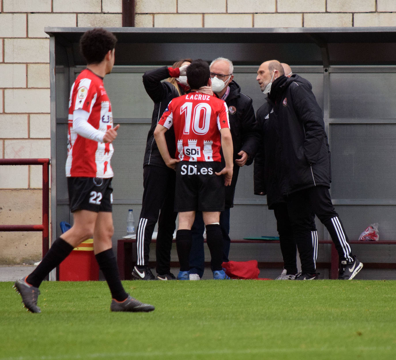 Fotos: Las imágenes del empate entre la SD Logroñés y la Real Sociedad B