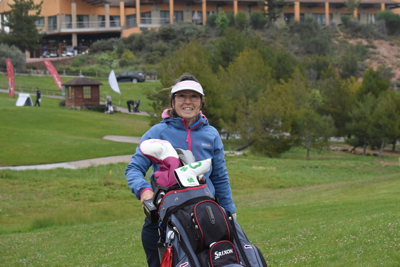 Imágenes de los jugadores durante el Torneo Viña Ibalba, de la Liga de Golf y Vino.