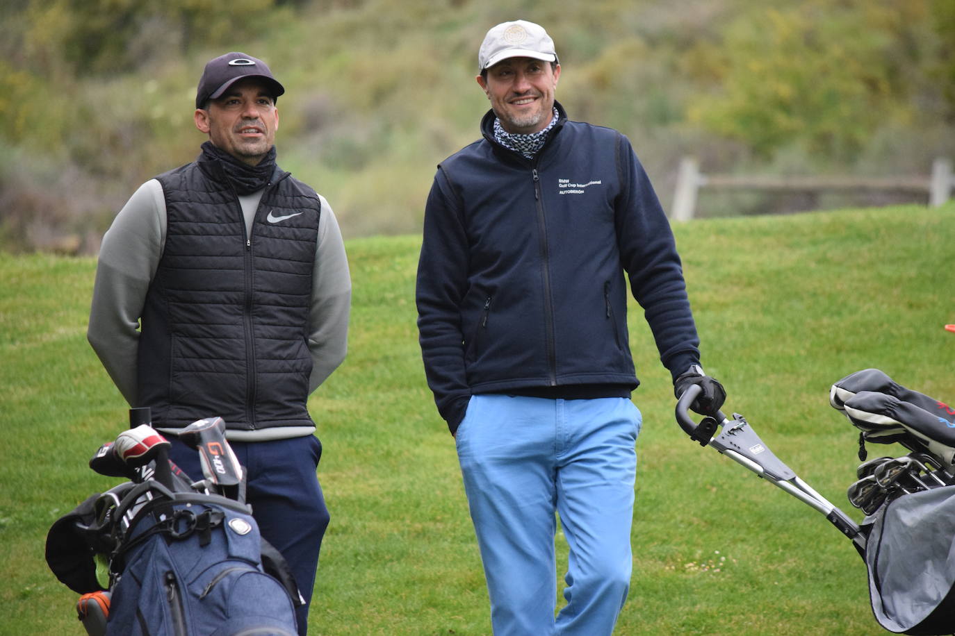 Imágenes de los jugadores durante el Torneo Viña Ibalba, de la Liga de Golf y Vino.