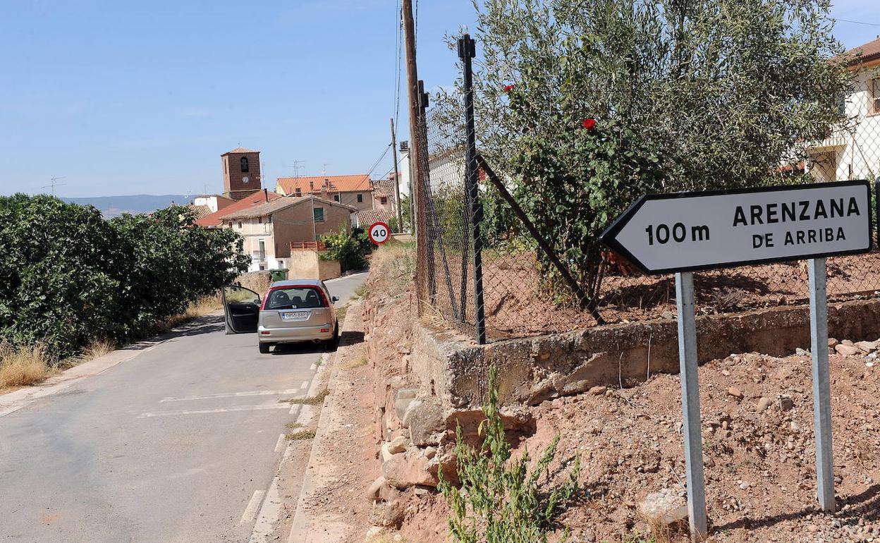 Sigue en estado grave y con respiración asistida el agredido en Arenzana de Arriba