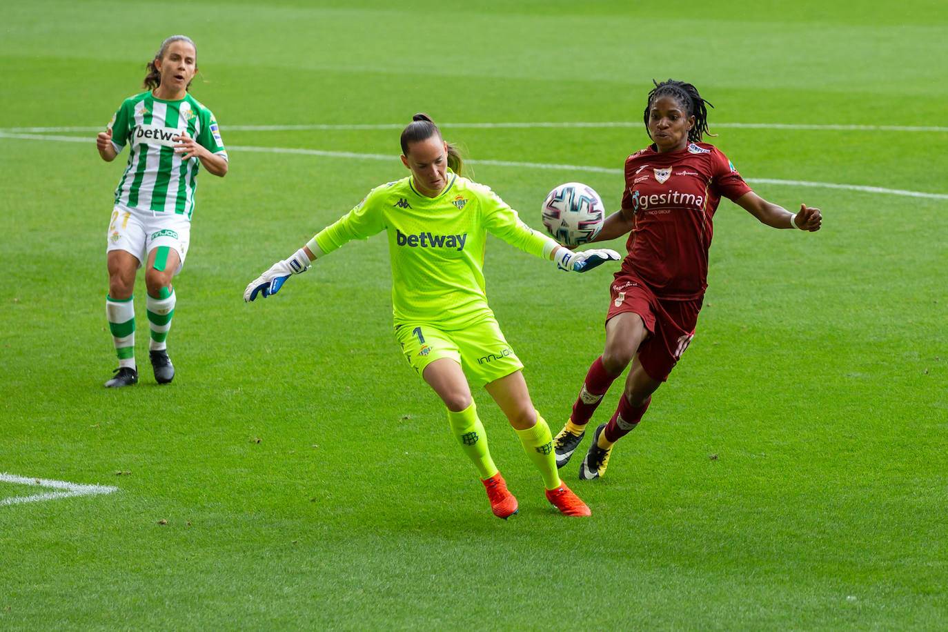 Fotos: La derrota del EDF Logroño ante el Betis, en imágenes