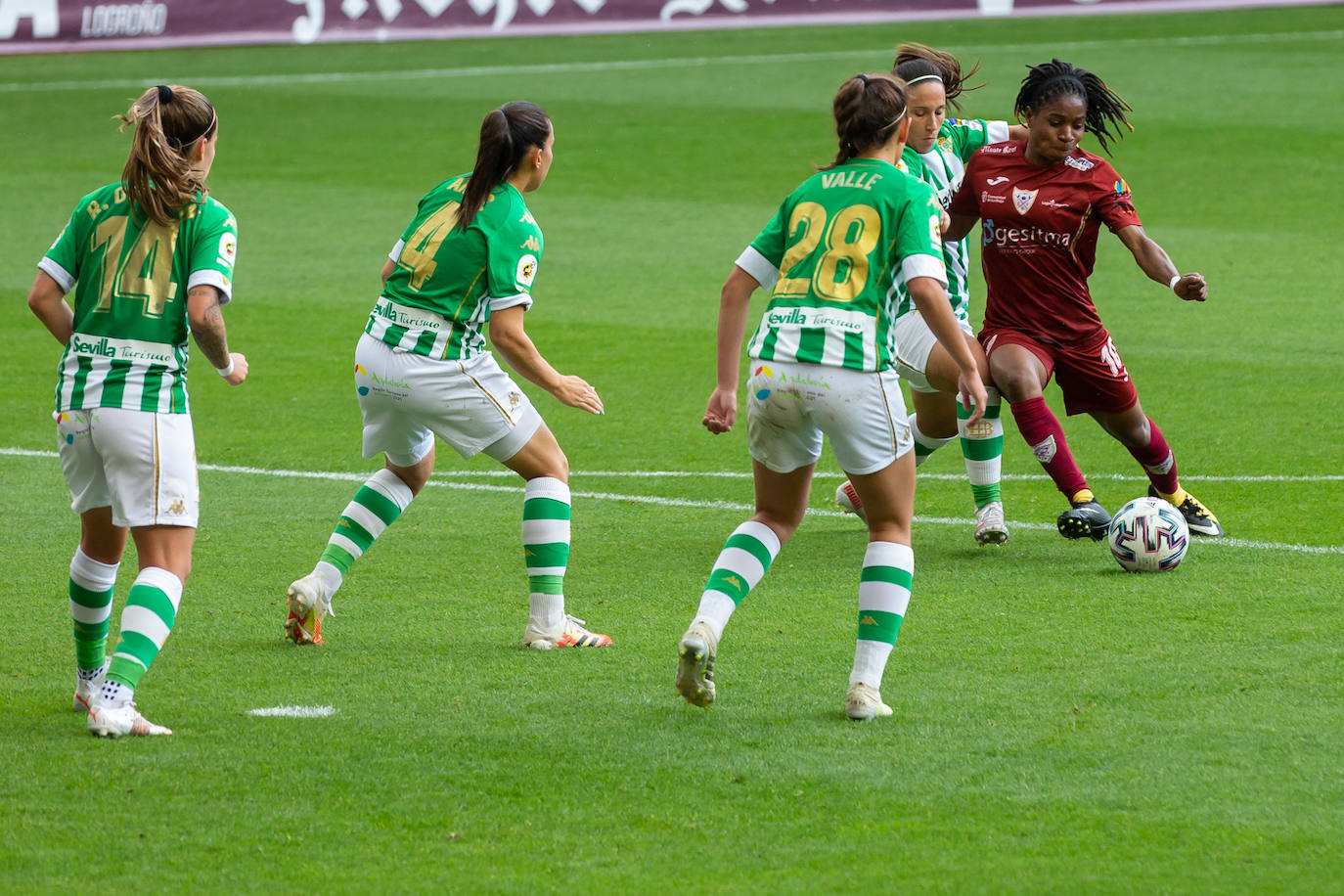 Fotos: La derrota del EDF Logroño ante el Betis, en imágenes