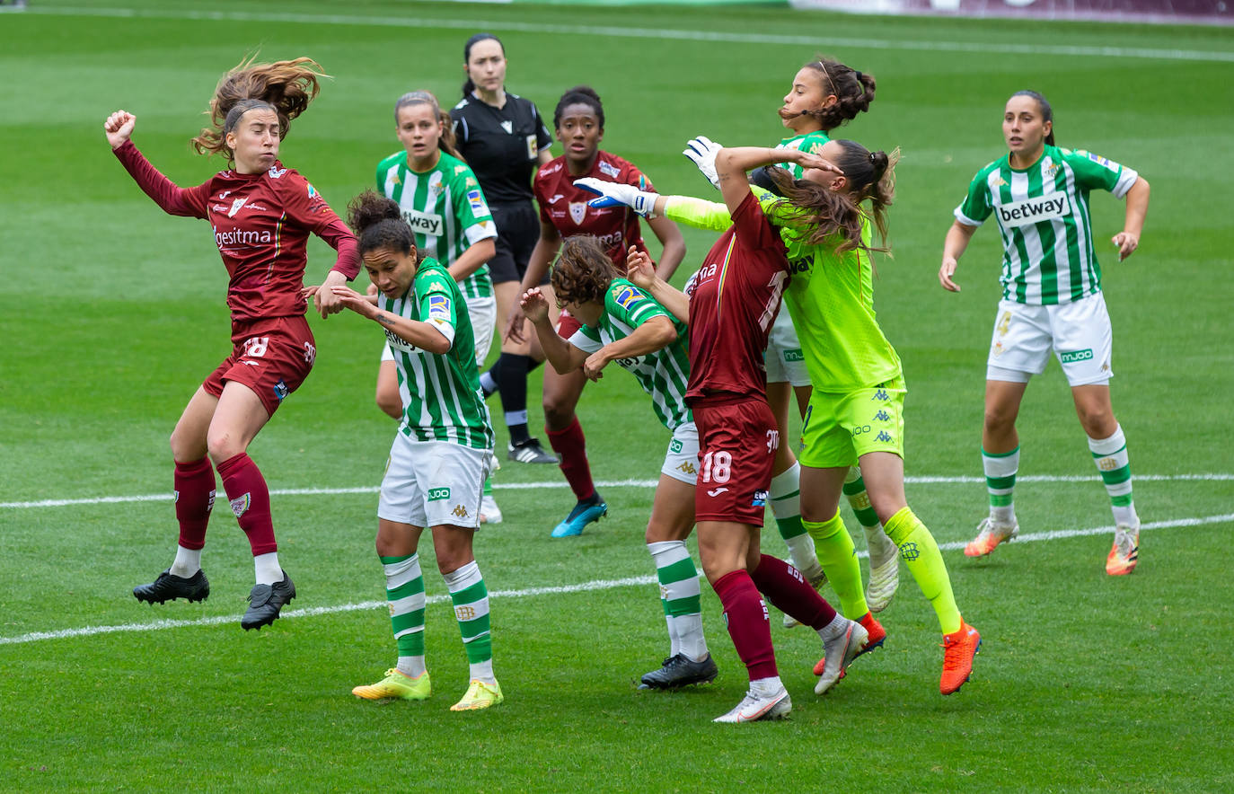 Fotos: La derrota del EDF Logroño ante el Betis, en imágenes