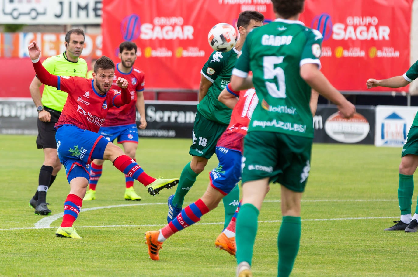 Fotos: Las imágenes del Calahorra-Amorebieta