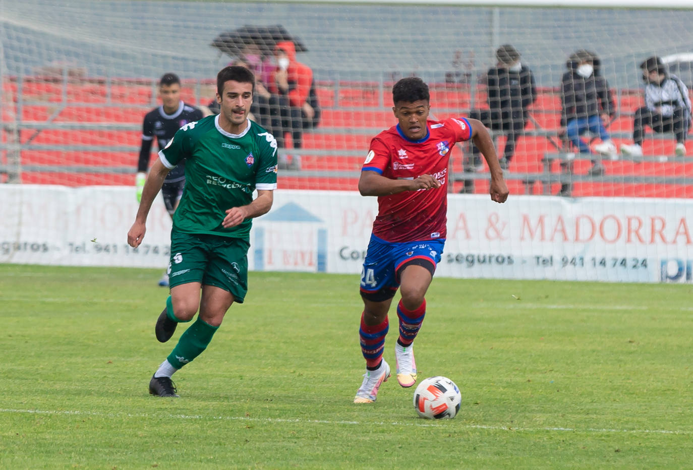 Fotos: Las imágenes del Calahorra-Amorebieta