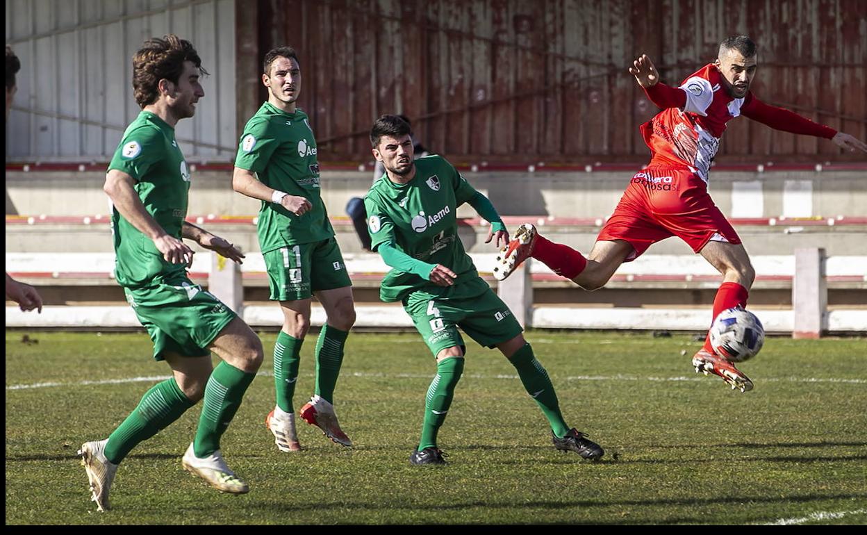 El Alfaro y el Varea son dos de los participantes en el 'play off'. 