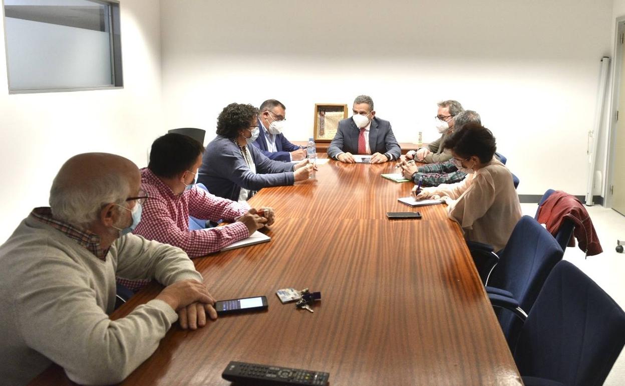 Imagen de al reunión. 