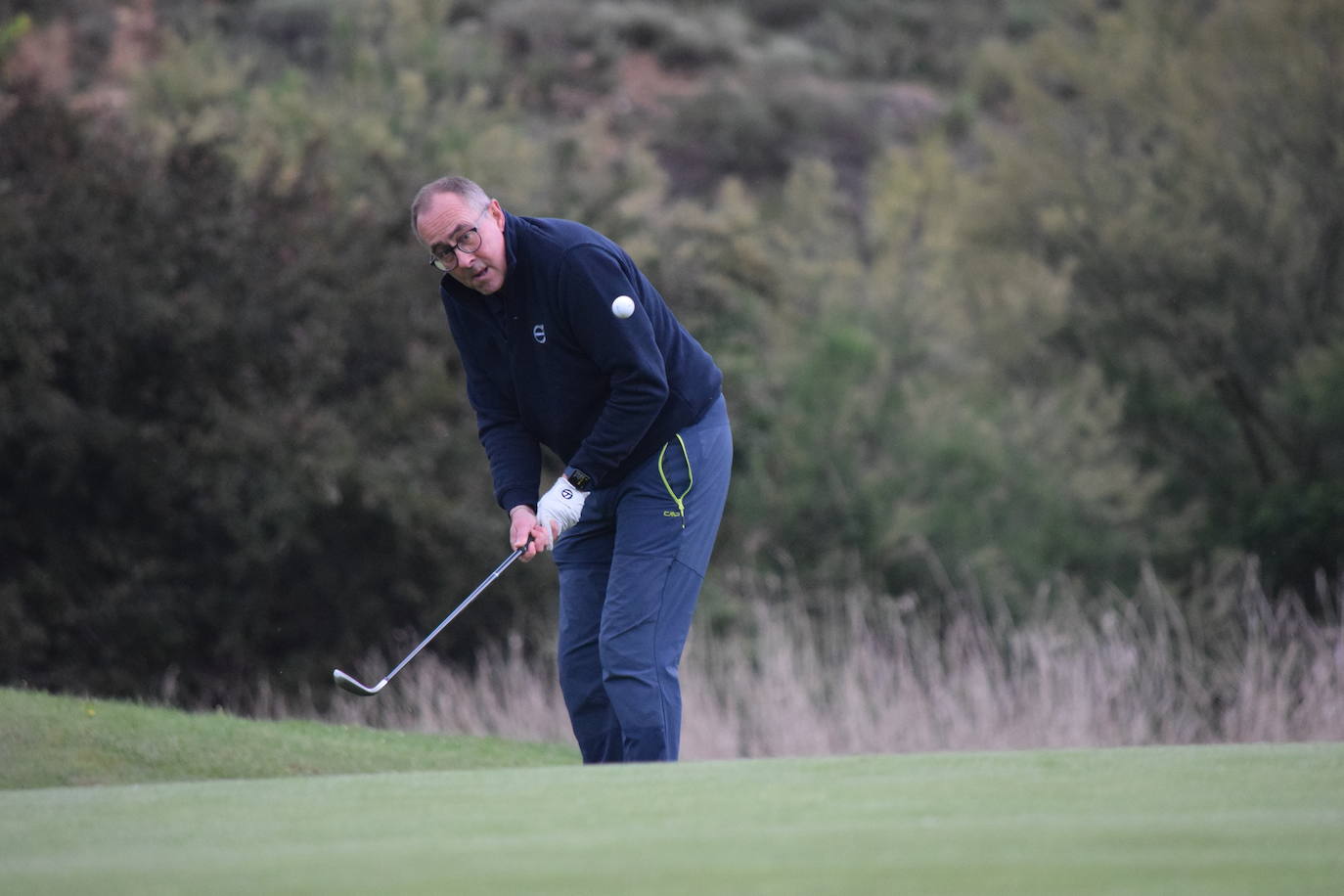 Los participantes en el torneo Bodegas Altanza de la Liga de Golf y Vino disfrutaron de un gran día de gol en El Campo de Logroño.