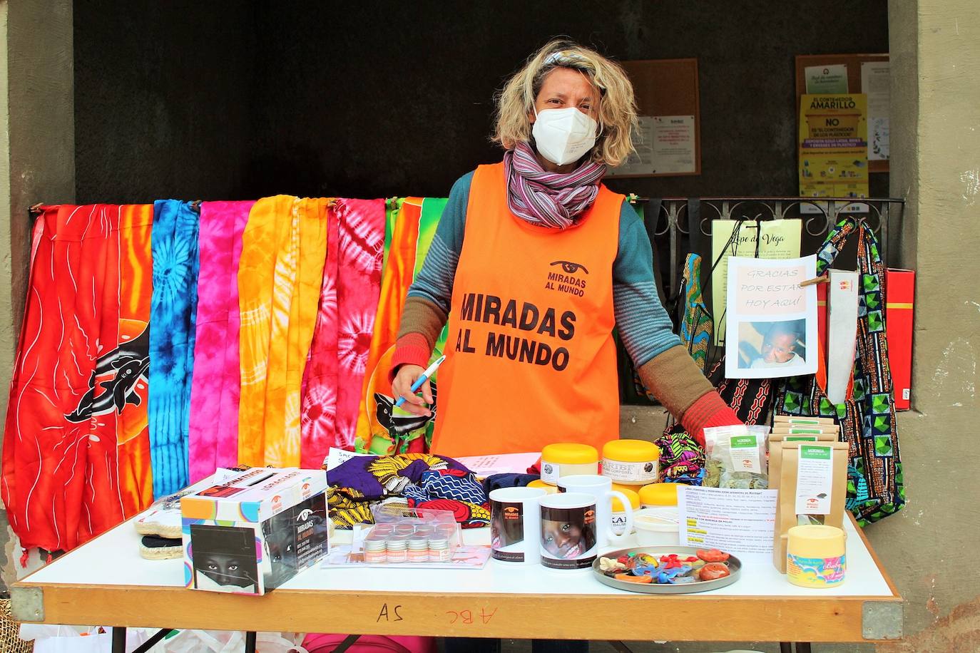 Fotos: Nieva recupera los mercados de artesanía y producción local en Nieva