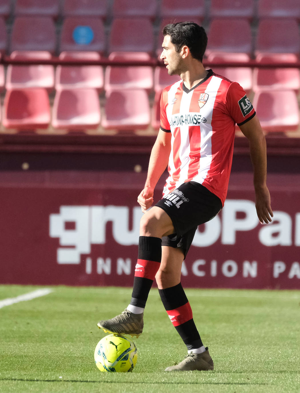 Fotos: Las imágenes de la victoria de la UD Logroñés sobre el Fuenlabrada