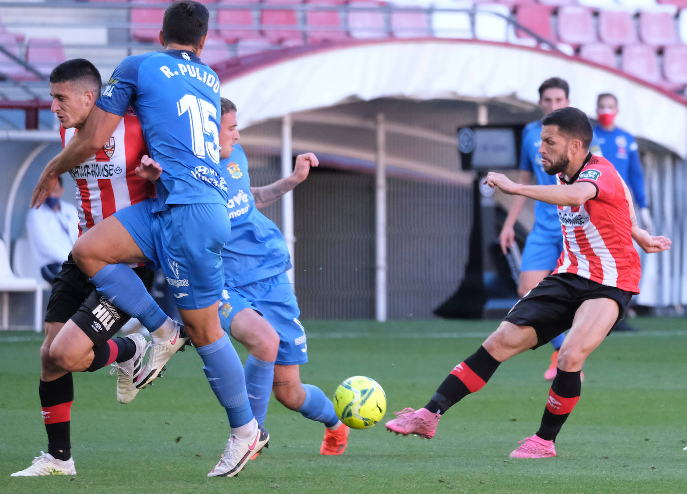 Fotos: Las imágenes de la victoria de la UD Logroñés sobre el Fuenlabrada