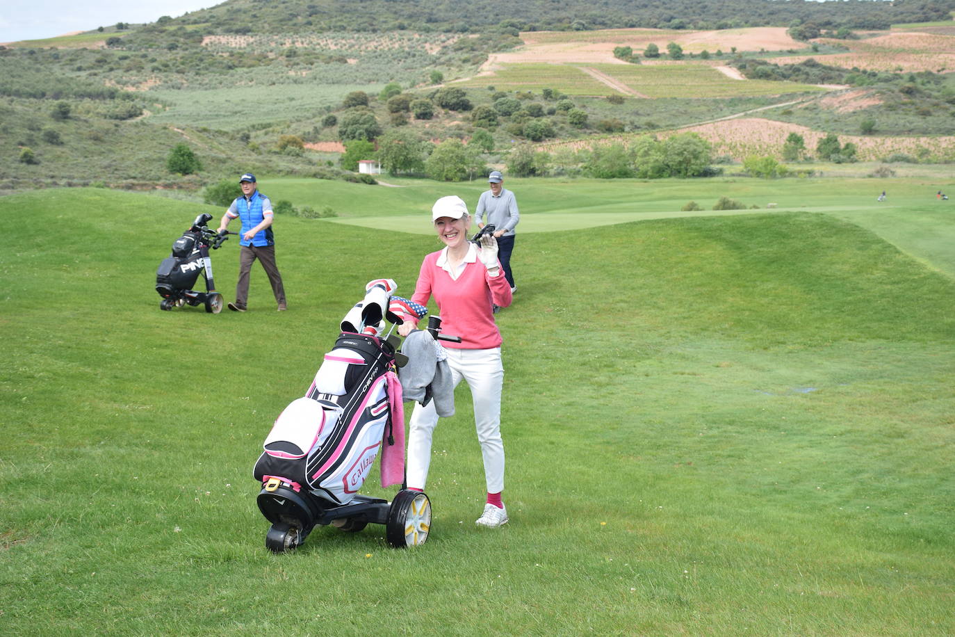 Los participantes el el torneo Bodegas Marco Real de la Liga de Golf y Vino disfrutaron de un gran día de golf en El Campo de Logroño.