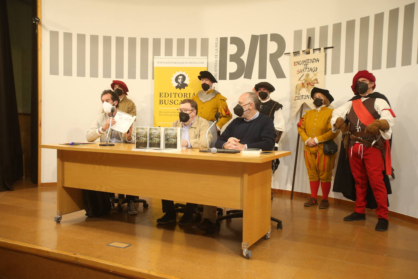 Fotos: 1521. La novela del Sitio de Logroño’, el nuevo libro de Marcelino Izquierdo