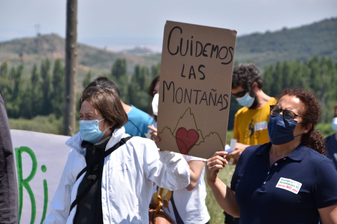 Fotos: Marcha contra los &#039;gigantes&#039; en el valle de Ocón