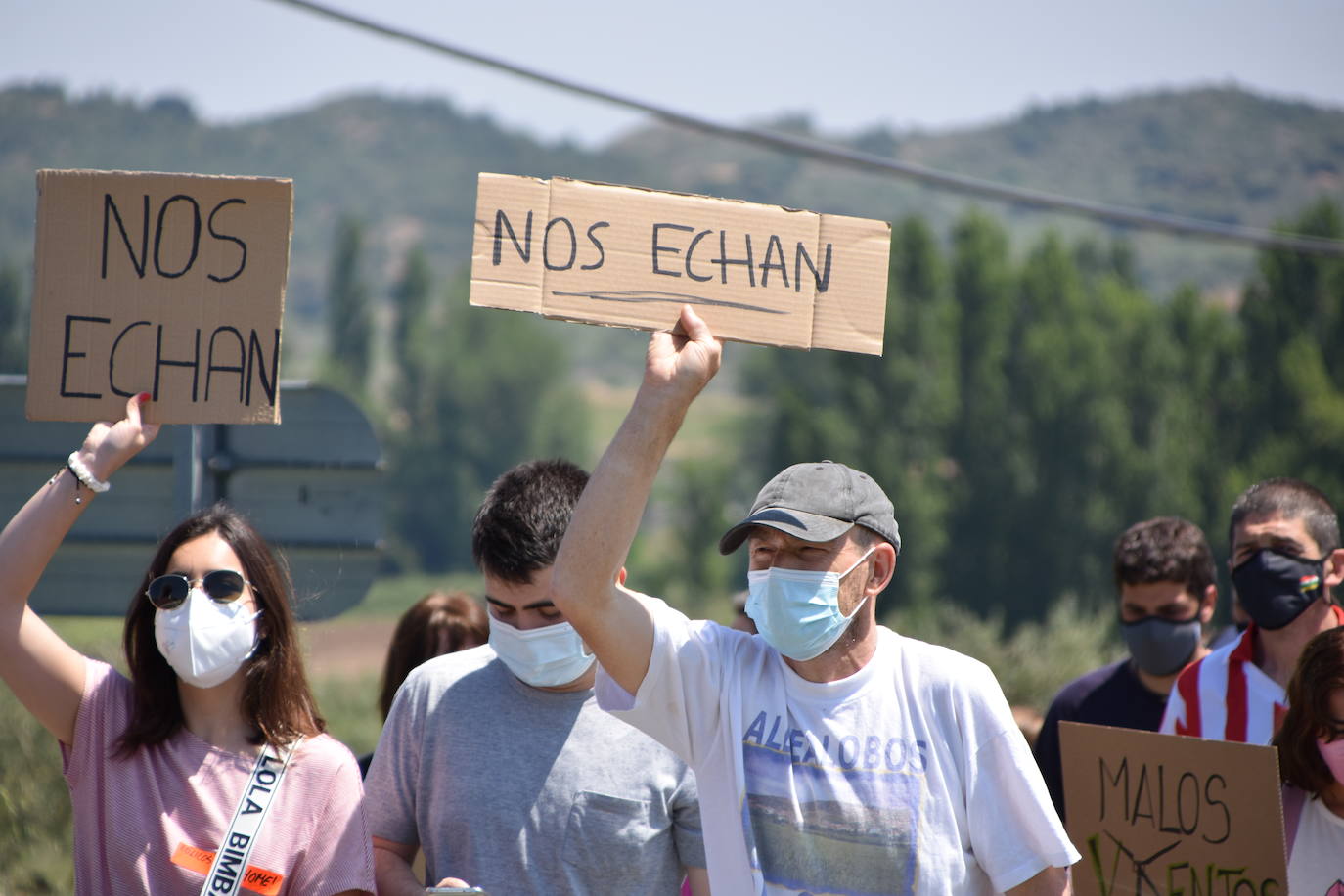 Fotos: Marcha contra los &#039;gigantes&#039; en el valle de Ocón