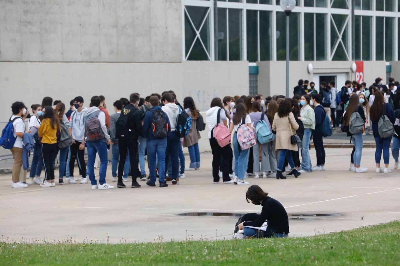 1.456 estudiantes de La Rioja comienzan la EBAU en diez sedes para evitar contagios de COVID. 