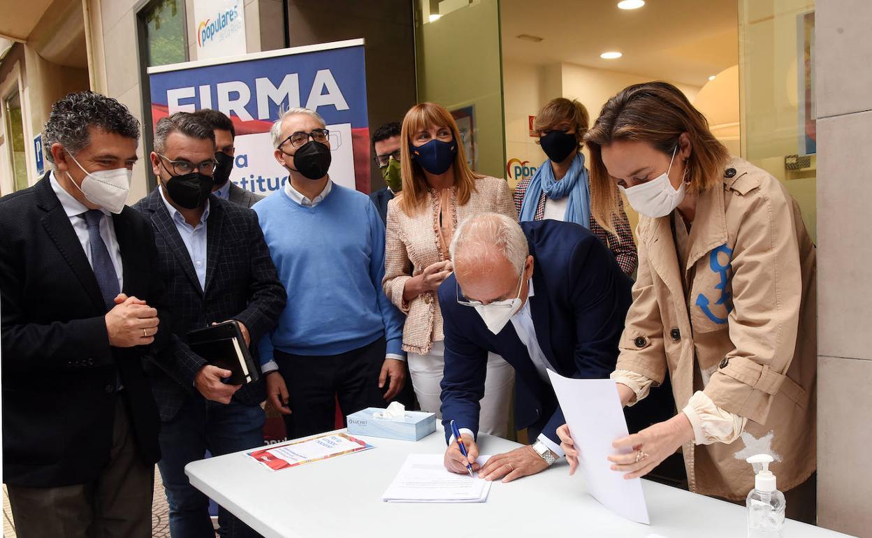 Ceniceros firma contra los indultos del 'procés'. 