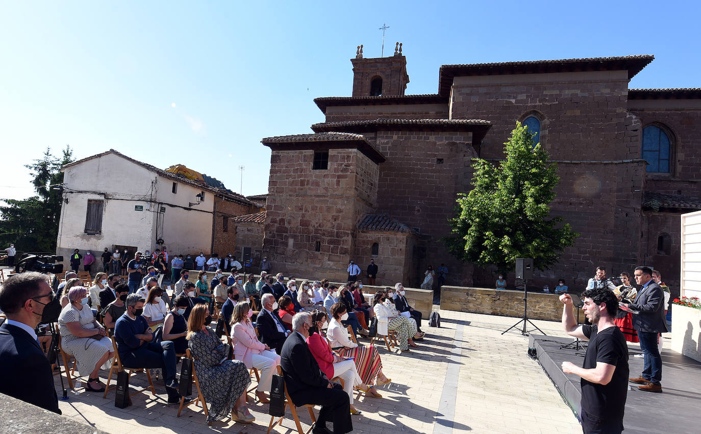 Fotos: El pregón del Día de La Rioja, en Santa Coloma