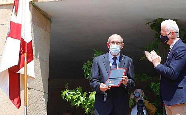 En directo: entrega de insignias de San Bernabé