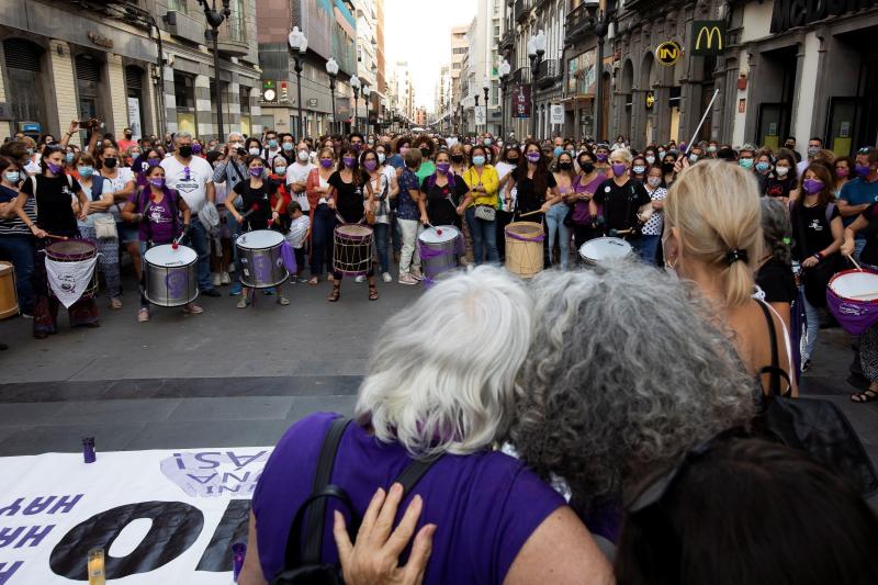 Homenaje por las pequeñas Anna y Olivia en Las Palmas de Gran Canaria.