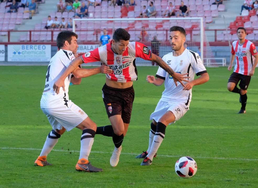 El Real Unión es el rival con el que más veces se ha visto las caras la UD Logroñés: nueve temporadas. 